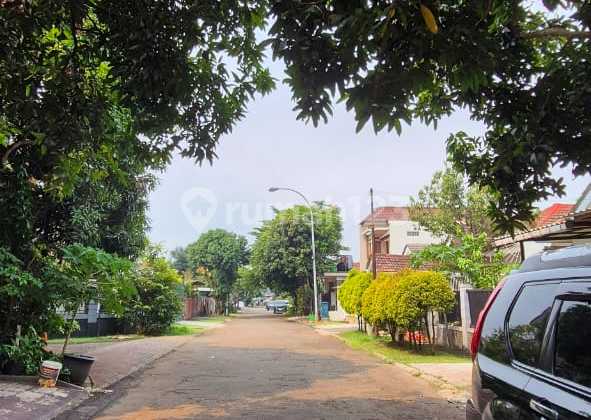 5.5m Kencanaloka Rumah Hoek Barat Daya-tenggara 2lantai  2