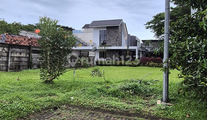 13Jt Kavling Hoek Taman 265M2 Dapat 3View