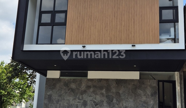 5.65M Rumah Baru Icon Hoek Utara_timur View Lepas 5.65M Rumah Baru Icon Hoek Utara_timur View Lepas