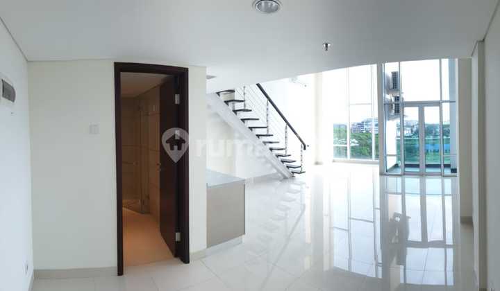 1.75m Soho Apartemen Brooklyn Lantai 8 View City Tower A West