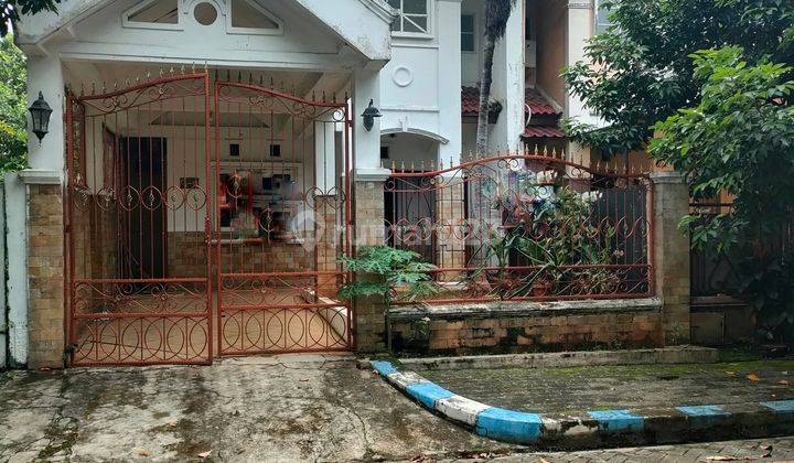 2.1 M Rumah Villa Serpong Semi Furnished Hadap Barat Daya 1