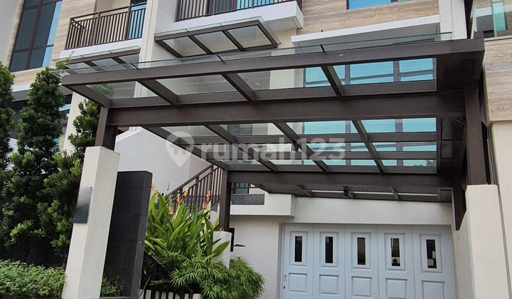 7.5Bio New House 4Floors Pondok Indah Private Lift 7.5Bio New House 4Floors Pondok Indah Private Lift