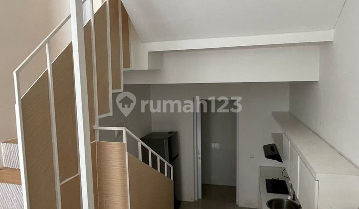 1m Myza Tinny House Hoek Utara-barat Furnished Kelebihan Tanah
