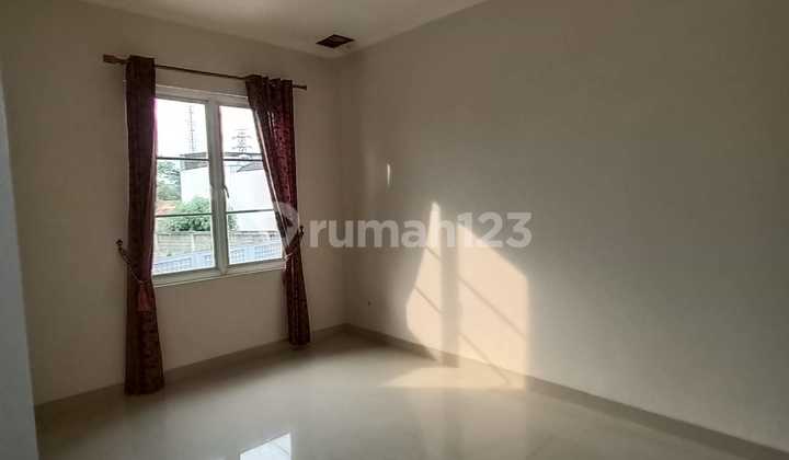 1.8m Michelia Rumah Renovated Utara 2lantai 1.8m Michelia Rumah Renovated Utara 2lantai