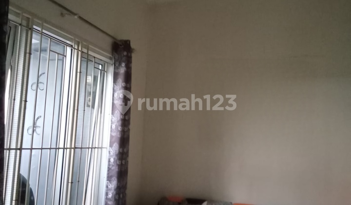 2.5M Rumah Griyaloka Hadap Timur Lebar 8 2