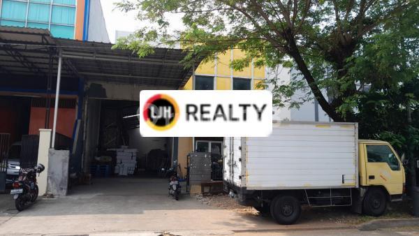 For Rent Warehouse and Office in Taman Tekno, South Tangerang