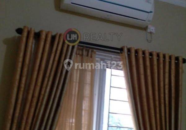 Disewakan Rumah 2 Lantai Serpong Park Serpong Tangerang Selatan 2