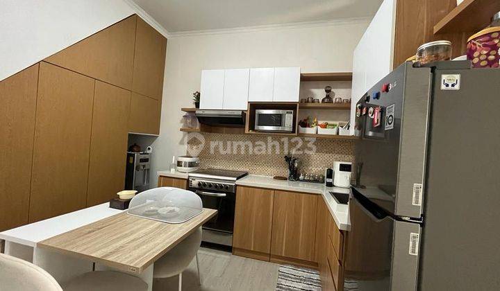 Rumah rapi siap huni di Golden Vienna BSD City 2 Lantai SHM Bagus (RW) 2