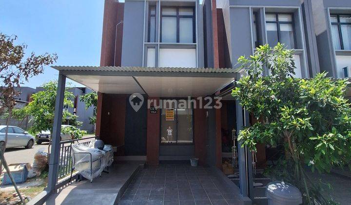 Rumah Hoek Full Furnish Dengan Eletronik, Tv, Ac, Kulkas Di Freja House 2 Lantai Bagus 1