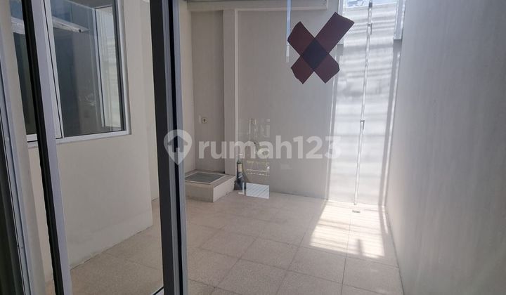 House in Imajihaus Greenwich Park BSD City, 3 Floors, Already Renovated