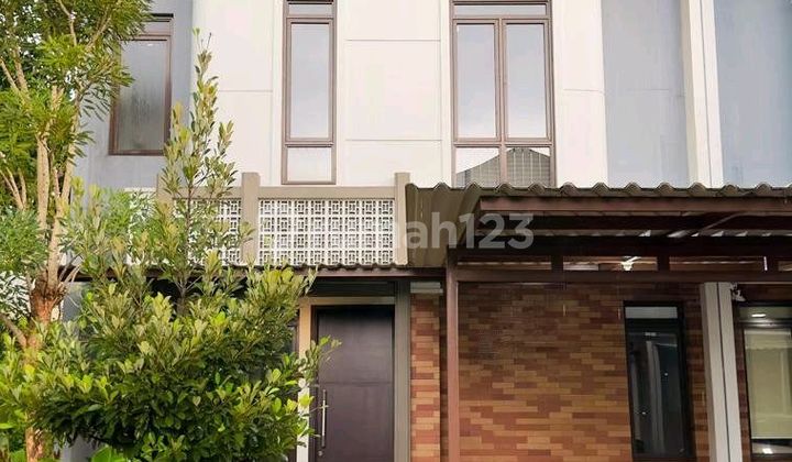 Rumah Di Avezza The Mozia Bsd City, Bsd City Unfurnished Bagus(by)