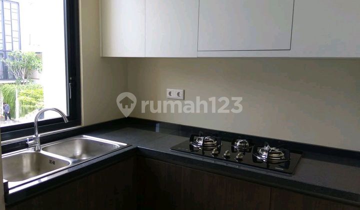 Rumah Mewah Navapark di BSD City Bagus 2