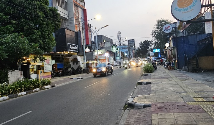 Commercial Shop House near Central Park Mall