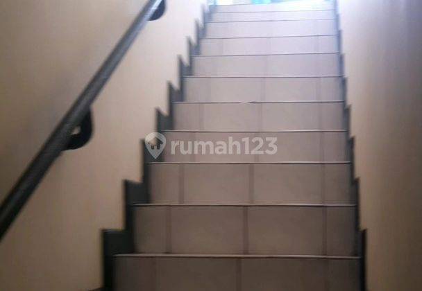 Dijual Villa Bagus 2 Lantai Furnished Di Kota Bunga Puncak 10
