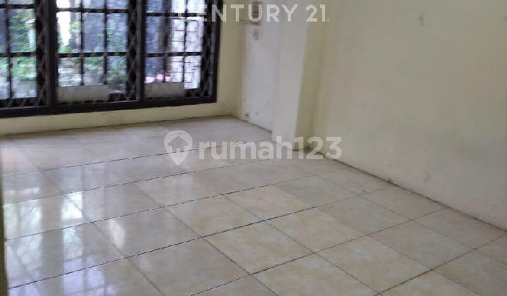 For Sale Fast & Cheap! House in East Kelapa Gading, Walikota Complex 2