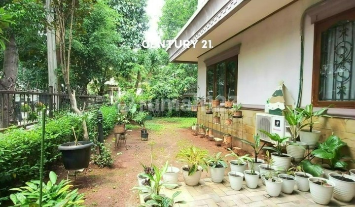 For Sale Hook House with Swimming Pool 4785