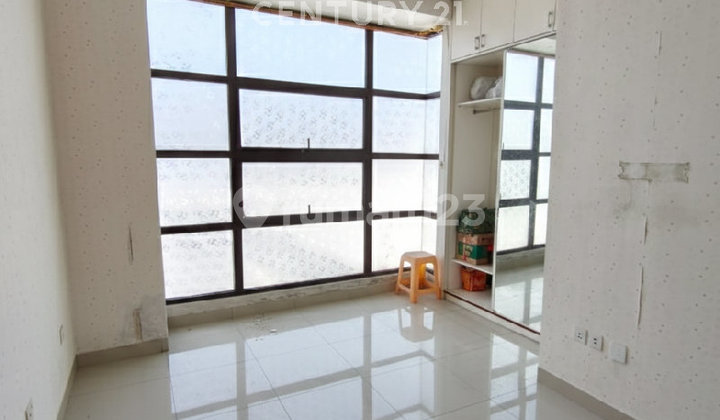 2-Story Flood-Free House in Green Lake Karang Tengah, Tangerang 2