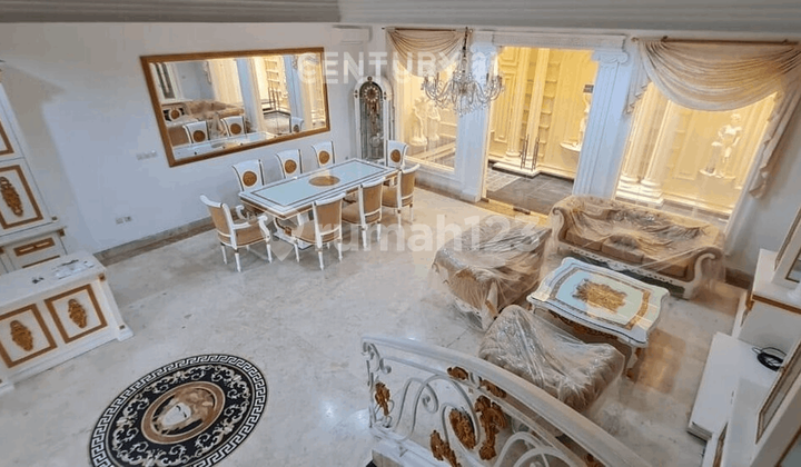 Rumah Mewah Elegan Vibes Old Money Cluster Walet Pik 1 2