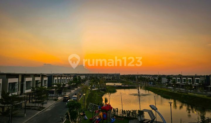 Rumah di Citraland Northwest Centra 2 Lantai SHM Utara Baru 1