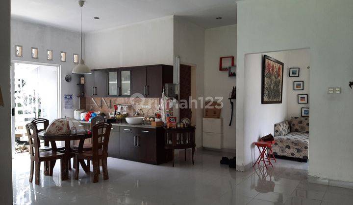 Dijual Rumah Open Space, Taman Luas di Jl. Brigjen Saptadji. H, Bogor 9