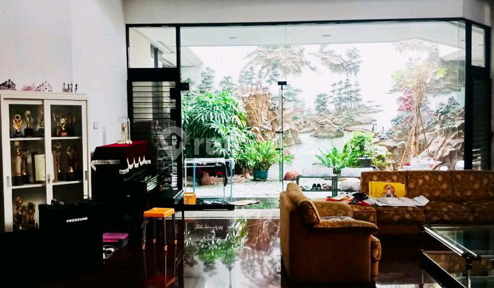 Dijual Rumah Mewah Full Furnished Di Dharmahusada Indah (aud.a034)