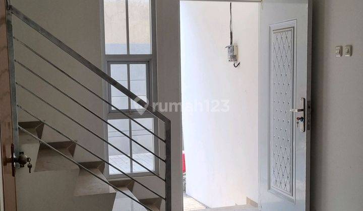 Dijual Murah Rumah Modern Minimalis Tanjung Duren Jakarta Barat 2