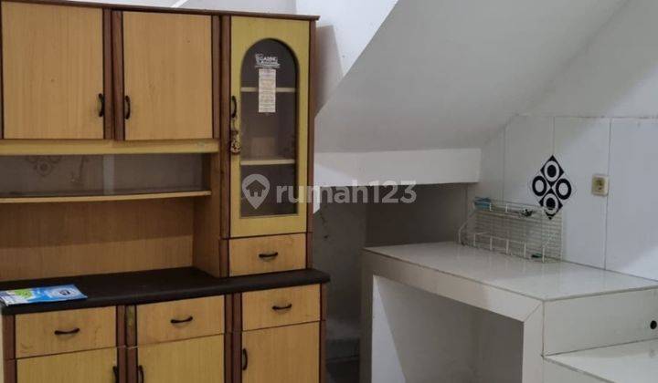 Disewa Rumah di Tanjung duren 3 Lantai Bagus 4