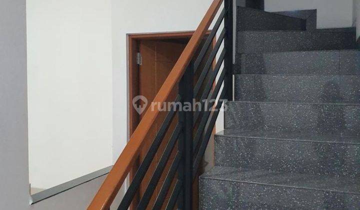 Jual Murah Rumah Hadap Barat Siap Huni Taman Ratu Jakarta Barat 2