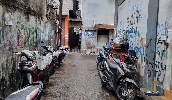 Rumah siap huni jembatan besi tambora jakarta barat 2