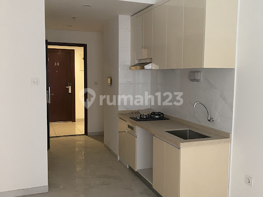 Beautiful Semi-Furnished Apartment Ready to Occupy at Sky House BSD Beautiful Semi-Furnished Apartment Ready to Occupy at Sky House BSD
