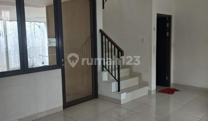 Nice 2-Story House in Nusa Loka BSD Housing Estate Ready to Occupy