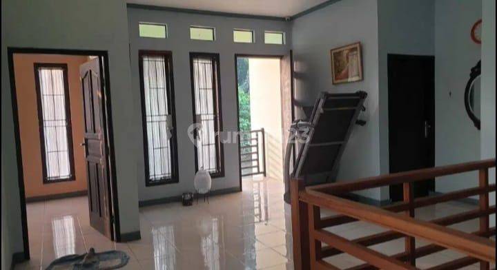 Dijual Rumah Hoek Bagus, Cakep Siap Huni di Villa Dago Tol Ciputat 2