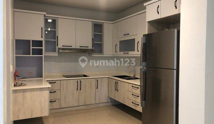 Rumah 2 Lantai Semi Furnished di The Green Bsd City, Tangerang 2