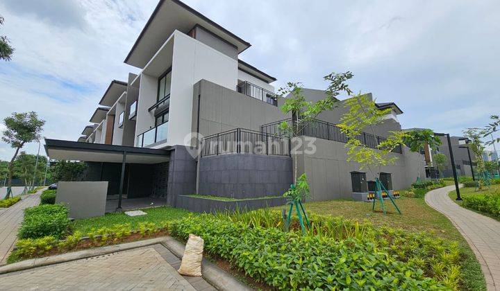 Brand New Rumah Sultan Cluster Laurel Navapark Bsd City  2