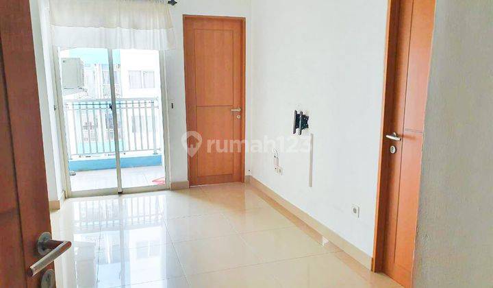 Dijual Cepat Apartemen 2 Br Semifurnish Di The Nest Dipuri, Tangerang 2
