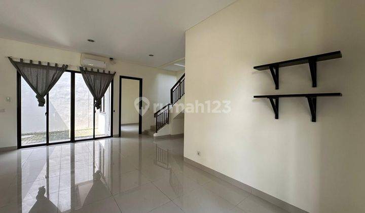 Rumah di The Eminent Bsd City, Semi Furnish Bangunan Standard 1