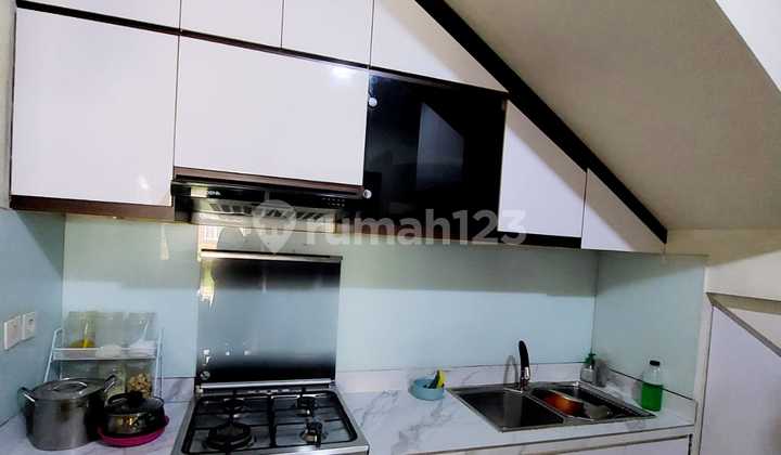 Beautiful House in BSD City Alegria 2 Floors Neat Ready to Live In 2