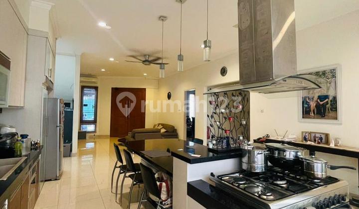 Rumah Modern Siap Huni 2.5 Lantai Alam Sutera 1