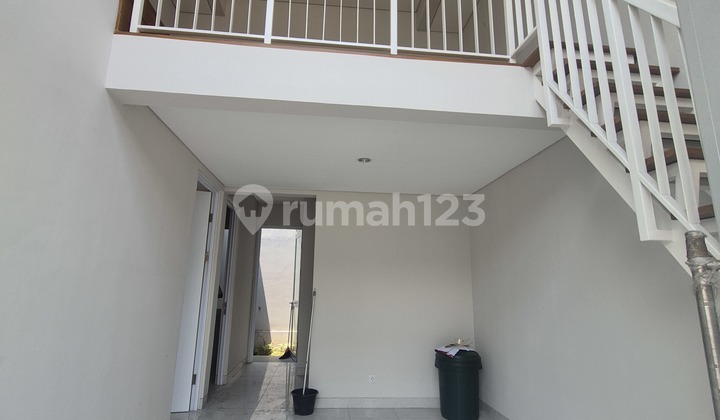 Rumah Cantik Minimalis Di Paramount Petals Tangerang Siap Huni 2