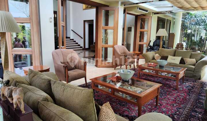 Rumah Besar Di Lebak Bulus Jaksel 2,5 Lantai Ada Kolam Renang  2