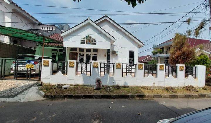 Rumah Bagus Rapi Siap Huni, Di Villa Melati Mas 1