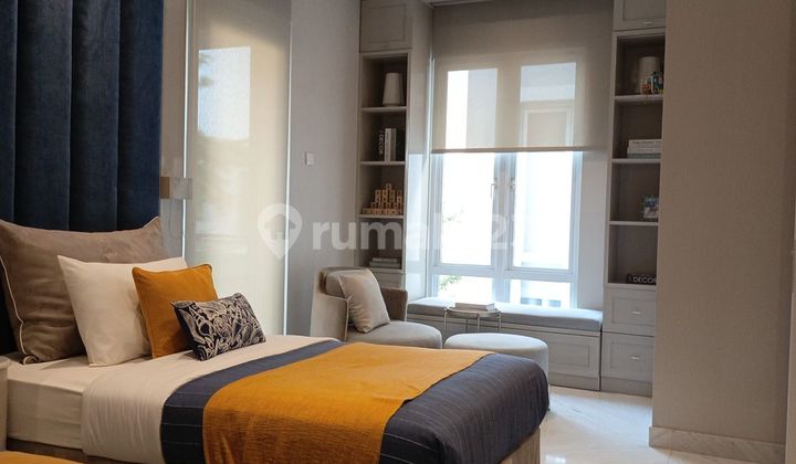 BEAUTIFUL LUXURY HOUSE IN GADING SERPONG 2 FLOORS READY TO OCCUPY 2