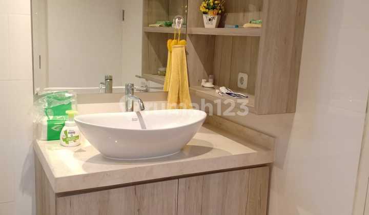 Rumah Cantik Di Gading Serpong Phg 2.5 Lantai Full Furnish  2