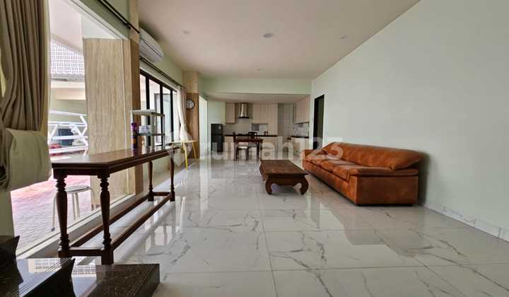 Rumah Cakep Rapih 2 Lantai Full Furnish Siap Huni di BSD City