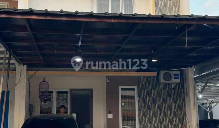 Cool Design House in Gading Serpong 2 Floors Strategic Location