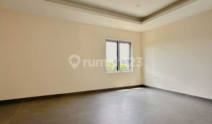 Beautiful Design House 3 Floors Brand New Comfortable Ready to Occup 2