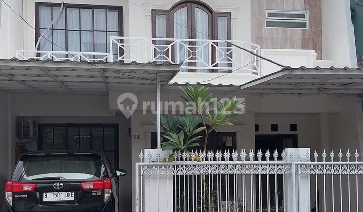 Beautiful House In Taman Yasmin Bogor 2 Floors Comfortable Ready to Live In