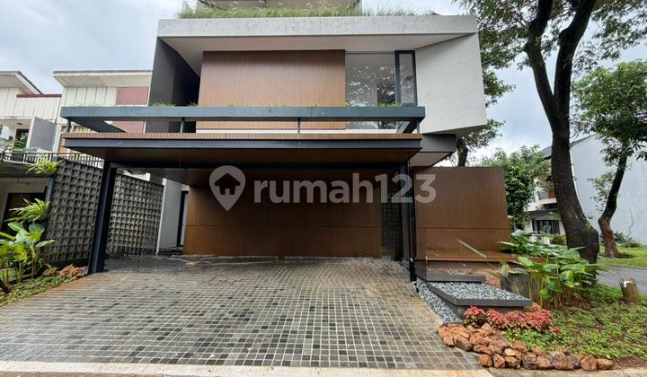 Nice Design 3-Storey House Brand New Ready to Occupy Good Location in BSD