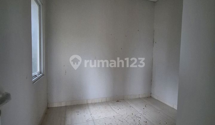 Rumah Baru Cantik Cocok untuk Keluarga Baru Juga Lokasi Bagus 2