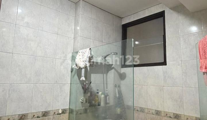 Rumah Cakep di Bsd 2 Lantai Semi Furnish Siap Huni Lokasi Bagus 2